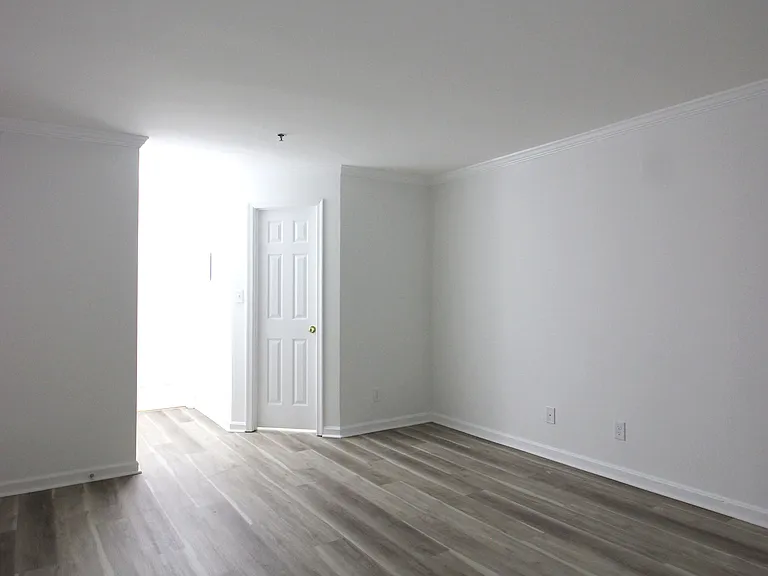 1100 Quaker Hill Dr #127 — Photo 14