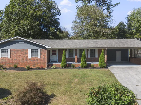 2809 Pine Dr NE, Cleveland, TN 37312