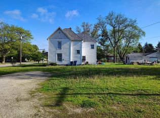 622 N Market St, Hoopeston, IL 60942