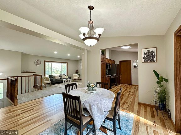 5th image of 11900 Highland View Cir