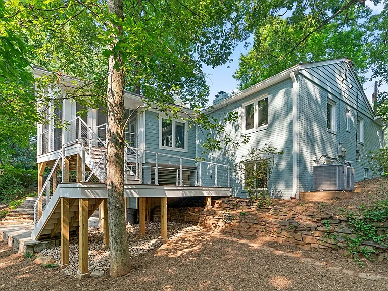109 Devon Ct — Photo 41