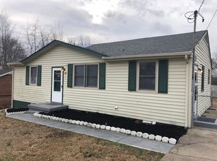 318 Gomer Rd, Clarksville, TN 37042