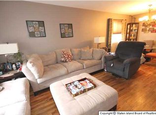 52 Sunfield Ave, Staten Island, NY