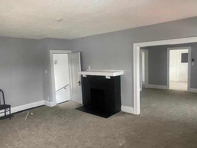 1008 Pinewood Ave #LOWER — Photo 5