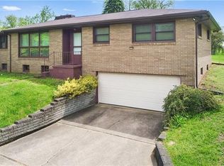 7 Cullen Dr, Charleroi, PA 15022