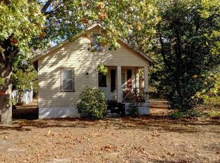 819 N Mill Rd, Vineland, NJ 08360