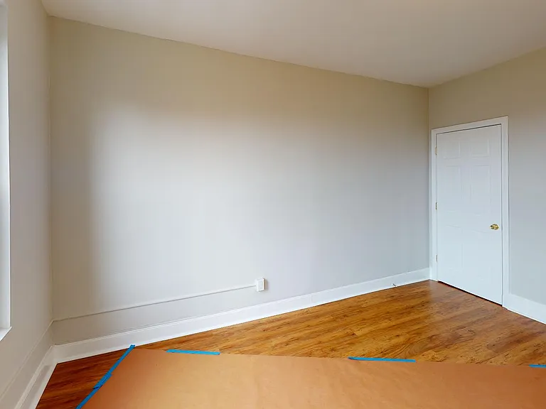 220 Hanover St #23 — Photo 38