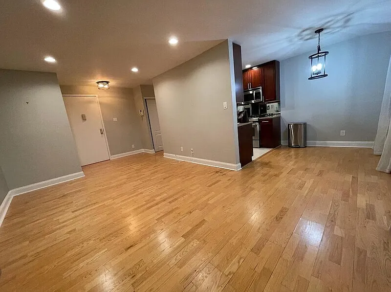 1 bed, 1.0 bath, 670 sqft, $1,720 — Photo 4