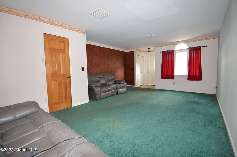 4th image of 222 S Ten Broeck Street Apt 36