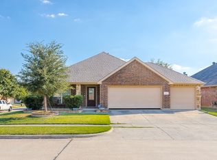 10101 Horseshoe Ln, McKinney, TX 75072