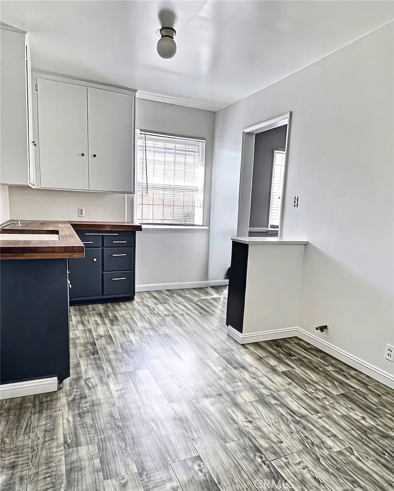 3 bed, 1495 sqft, $3,350 — Photo 2