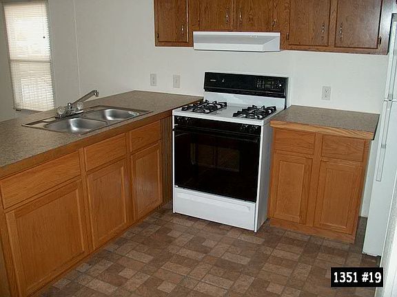 Gas Rang & New Base Cabs