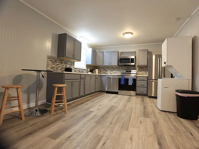 3 Keith Ave — Photo 6