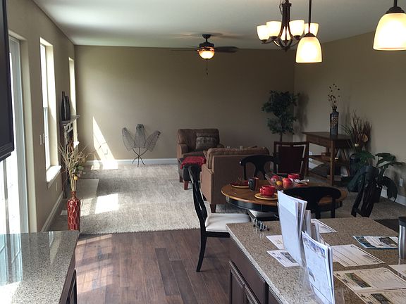 3rd image of 1403 Bluestem Trail