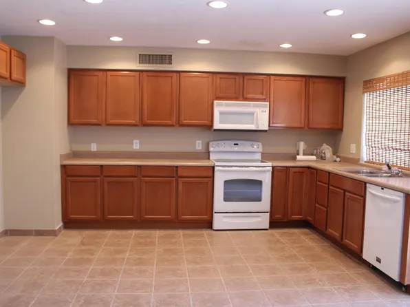 617 W Magdalena Dr, Tempe, AZ 85283