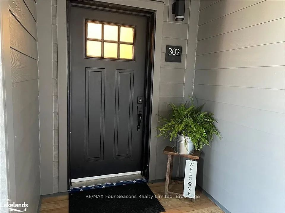 12 Beausoleil Ln #302