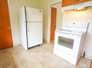 3202 Hikes Ln #3, Louisville, KY 40220