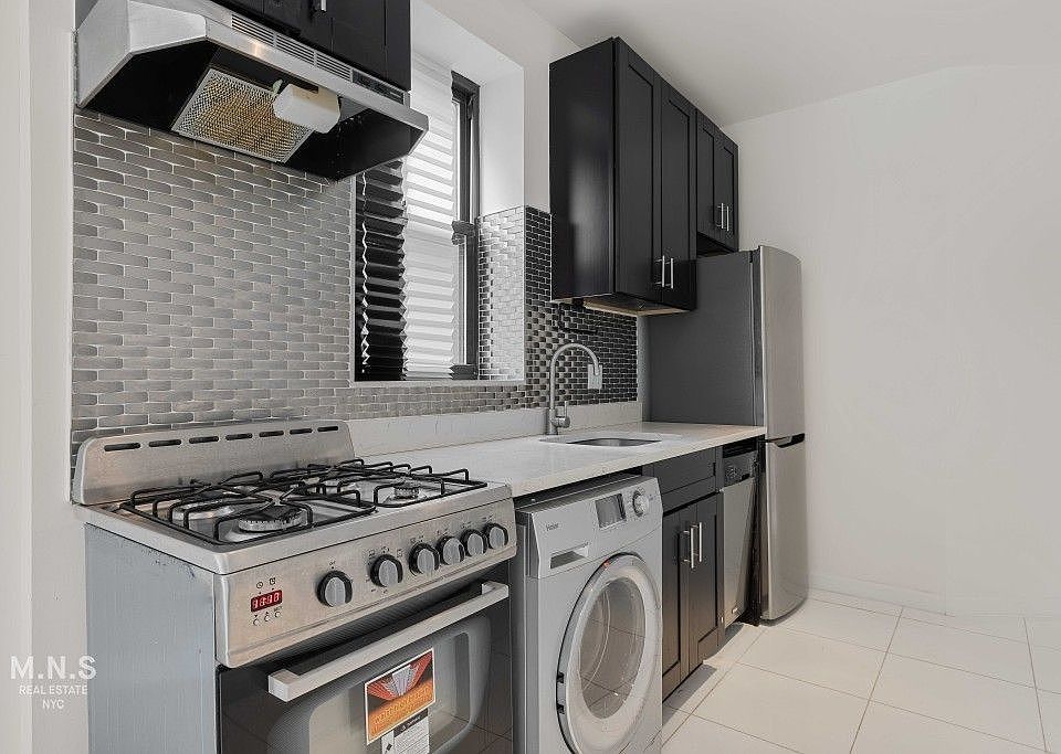 1st image of 172 W 107th St #5W