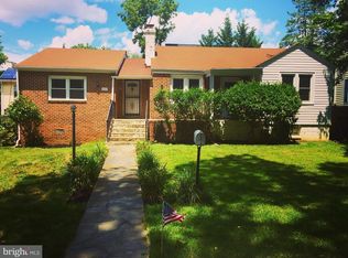 4553 N Chelsea Ln, Bethesda, MD 20814