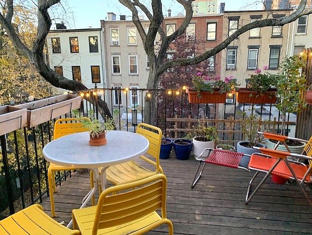1st image of 823 Carroll St APT 5