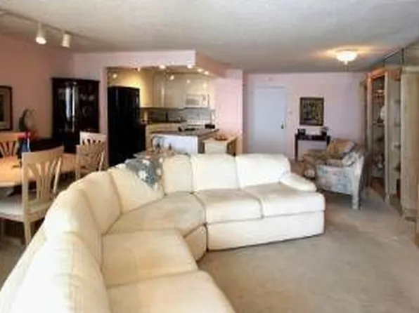 9600 Atlantic Ave, Margate City, NJ 08402