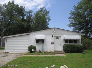 8704 James R Rd, Fairdale, KY 40118