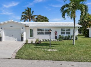 1807 SW Roma Way, Boynton Beach, FL 33426