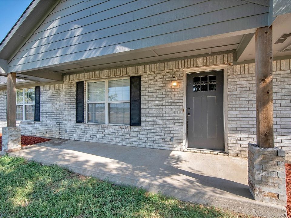 509 Locust St, Whitesboro, TX 76273 | MLS #20425508 | Zillow