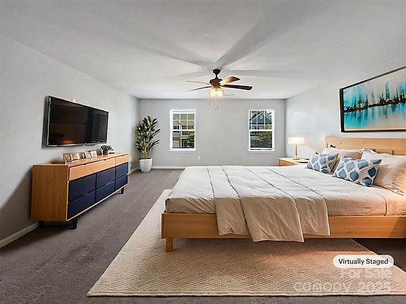 4th image of 2718 Odessa Dr