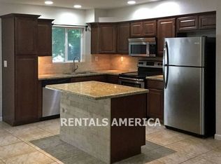 15 S Cholla St, Gilbert, AZ 85233