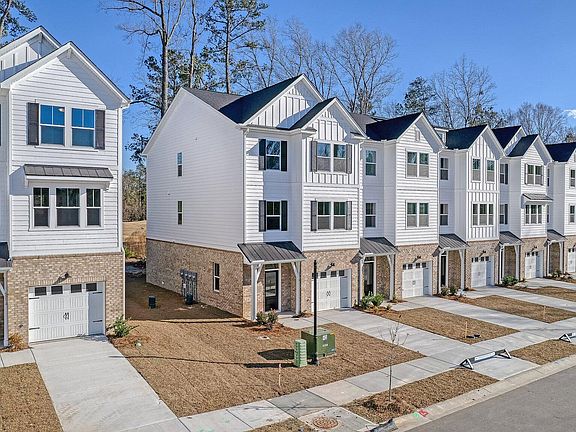 3rd image of 5216 New Palm Ct