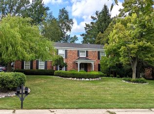 5104 Mohr Valley Ln, Bloomfield Hills, MI 48304