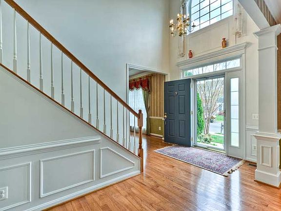 5th image of 12945 Cedar Glen Ln