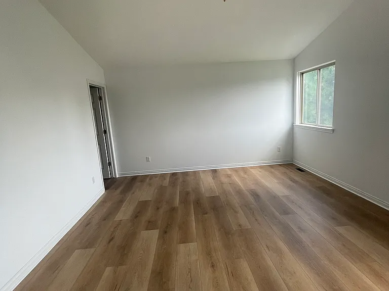 32868 Northpointe Dr — Photo 8