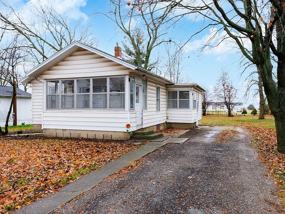 104 W Lincoln St, Flanagan, IL 61740 Zillow