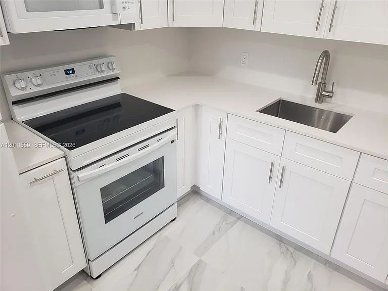 13255 SW 7th Ct #305D — Photo 12