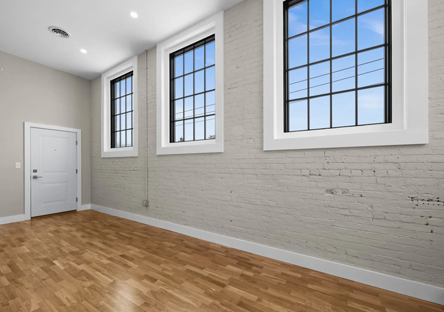 St. Agnes Apartments — Photo 4
