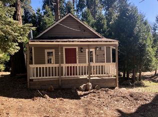 25917 North Rd, Twin Peaks, CA 92391