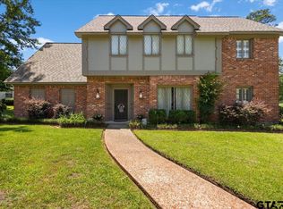 5911 Foxcroft Rd, Tyler, TX 75703