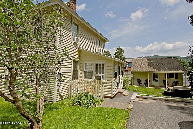2nd image of 17 Mohican Street