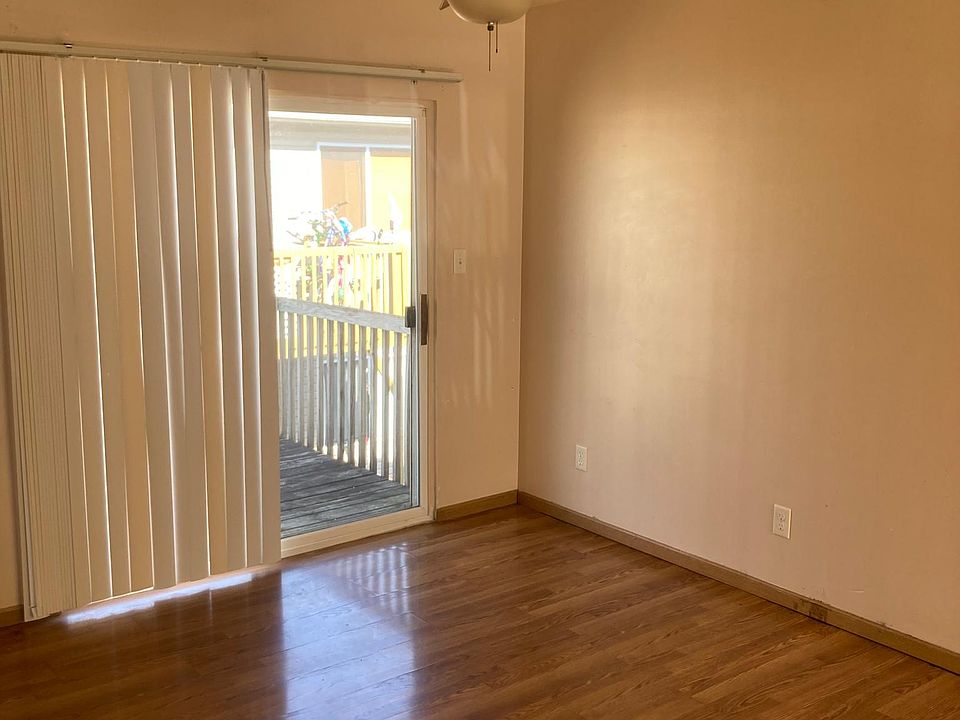 1st image of 2324 Ashland Cir #10