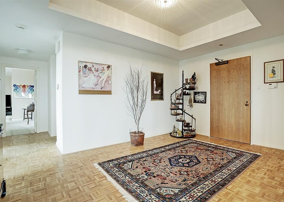 1st image of 101 Westcott St Unit 806