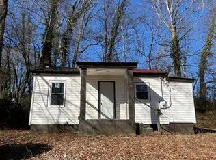 220 Baker Cir, Marietta, SC 29661