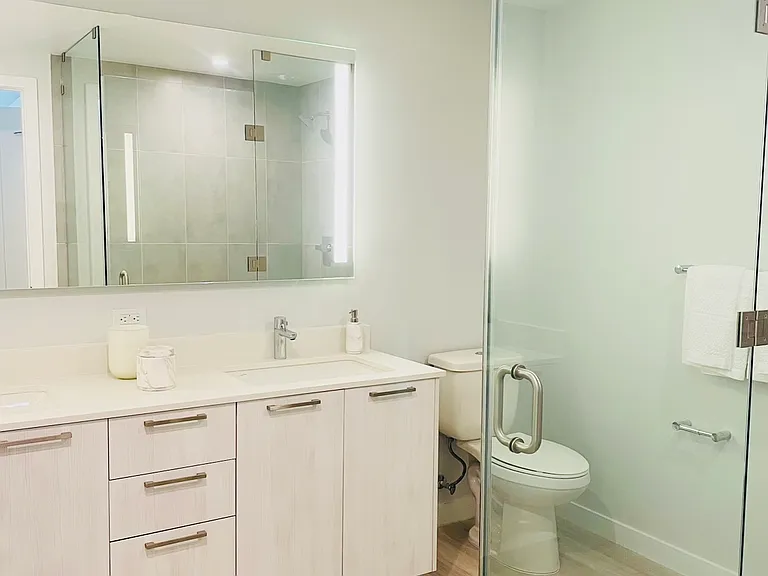 48 NW 164th St #303 — Photo 5