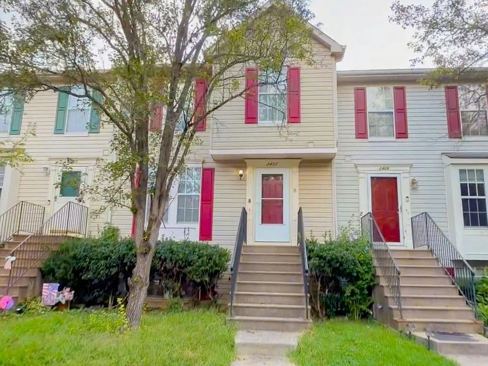 2407 Bolton Ln