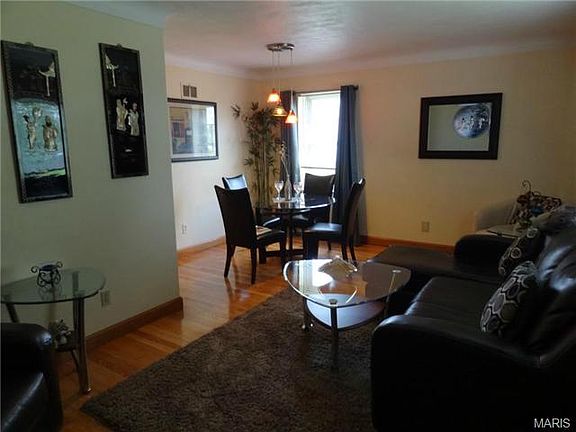 4th image of 7019 S Grand Ave