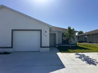 2106 Andalusia Blvd, Cape Coral, FL 33909