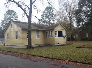 222 3rd St, Chickasaw, AL 36611