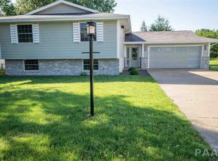 7538 W Redwing Dr, Peoria, IL 61604