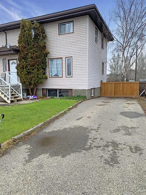 Studio, 1.0 bath, 560 sqft, $1,125 — Photo 1